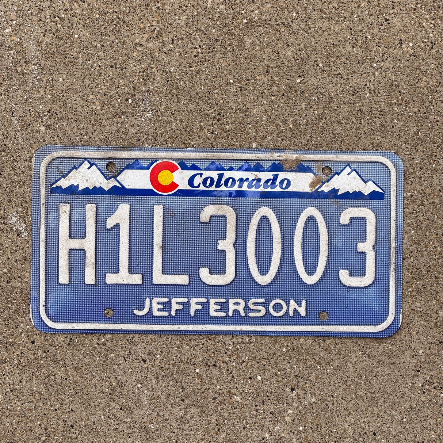 Photo of a 1992 Colorado License Plate Auto Tag Garage Decor Vintage Denim Jefferson H1L 3003