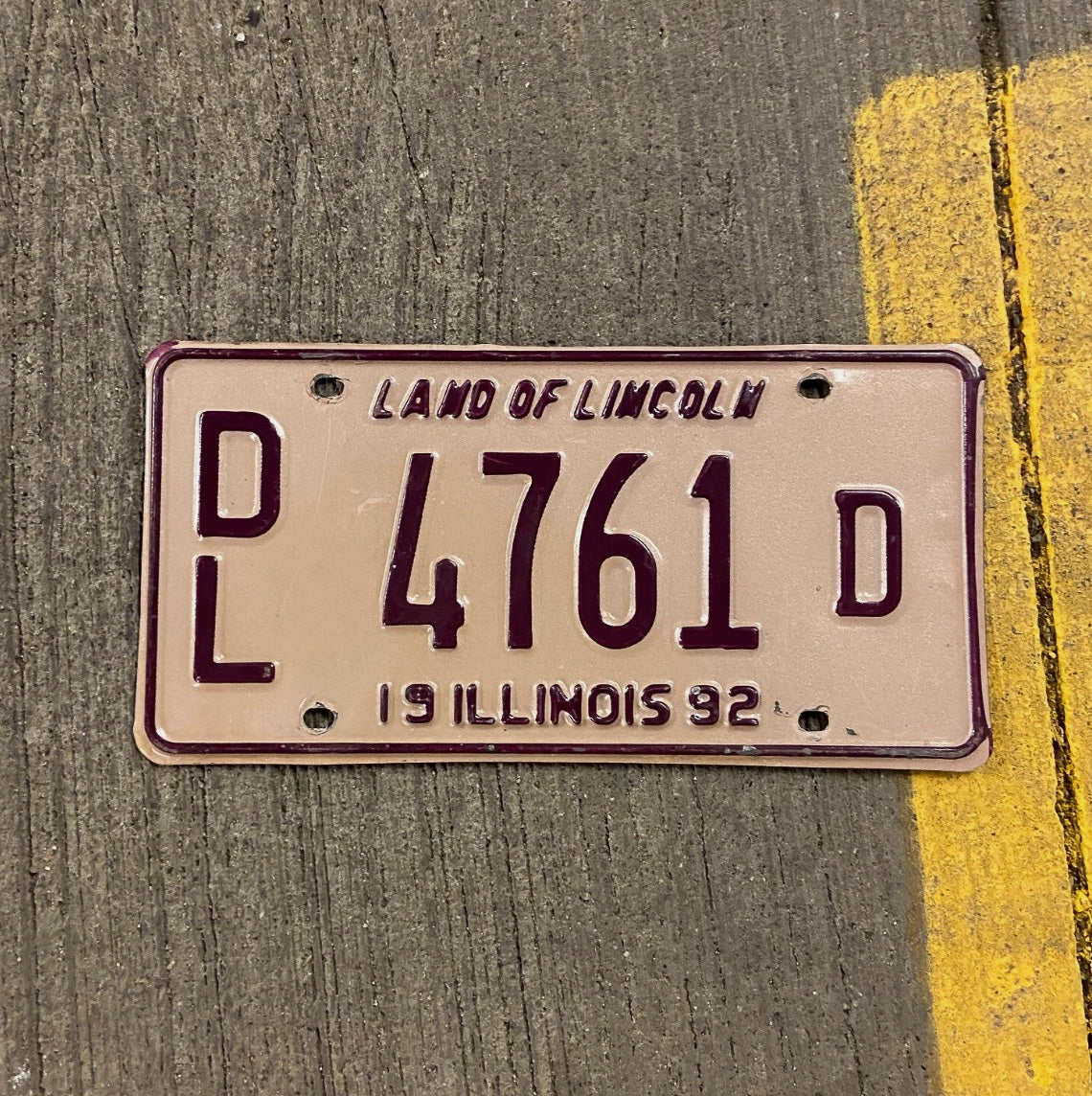 Photo of a 1992 Illinois Dealer License Plate Auto Tag Garage Decor Vintage 4761 D