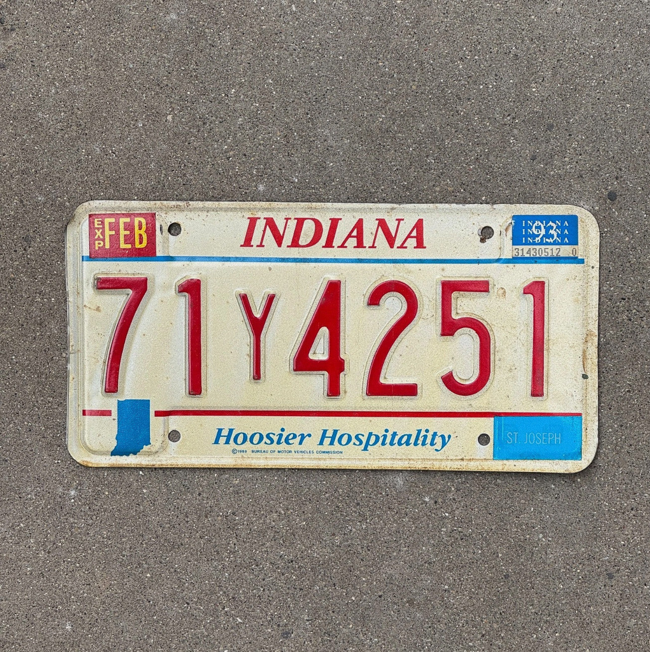 Photo of a 1993 Indiana License Plate Auto Tag Garage Decor 71 Y 4251