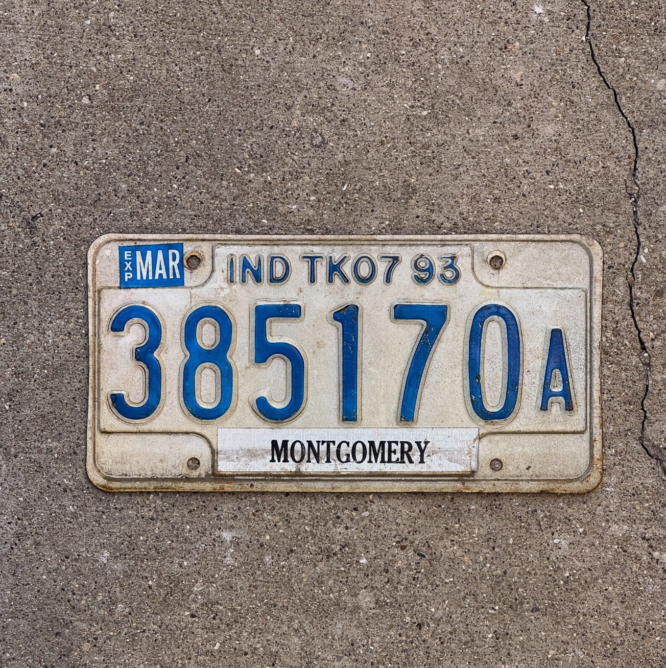 Photo of a 1993 Indiana Truck License Plate Auto Tag Garage Decor 385170 A