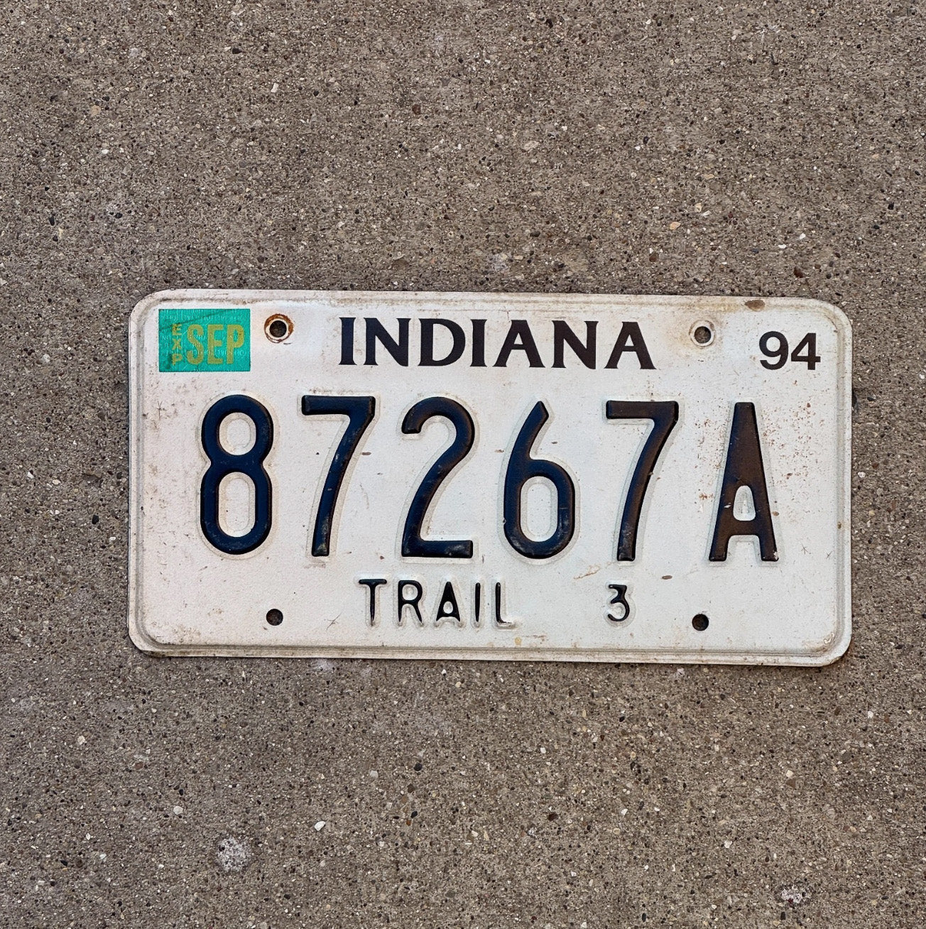 Photo of a 1994 Indiana Trailer License Plate Auto Tag Garage Decor 87267 A