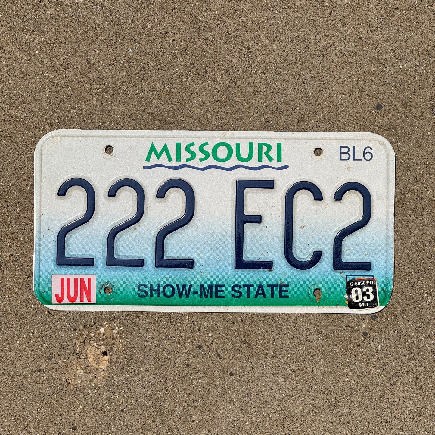 Photo of a 1996 2003 Missouri Truck License Plate Auto Tag 1 Garage Decor Repeat Repeating 222 EC2