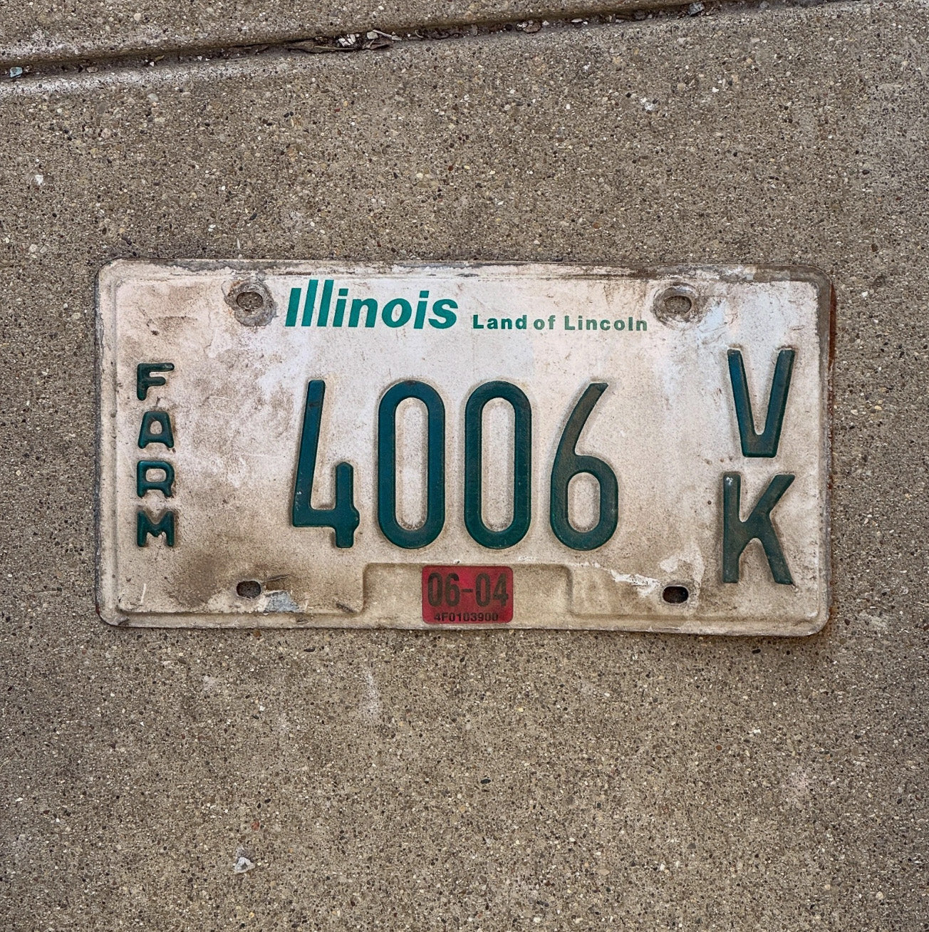 Photo of a 1996 2004 Illinois Farm License Plate Auto Tag Garage Decor 4006 VK
