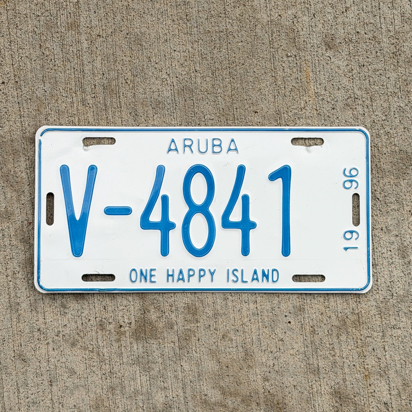 Photo of a 1996 Aruba Rental License Plate Auto Tag Garage Decor Vintage V 4841 with original patina