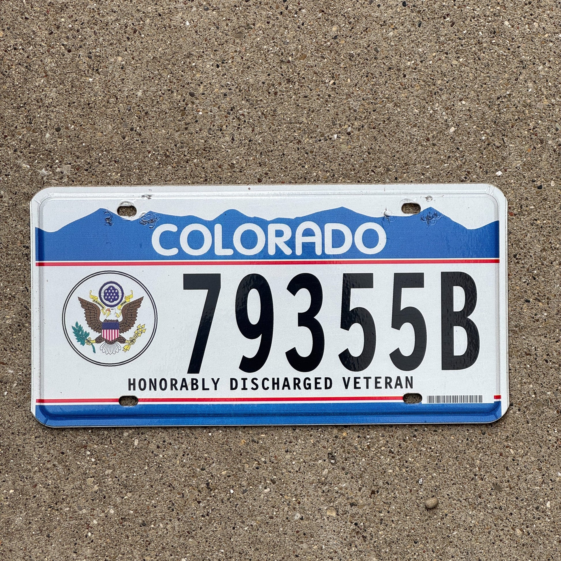 Photo of a 1996 Colorado Honorably Discharged Veteran License Plate Auto Tag Garage Decor Vintage Vet Military 79355 B
