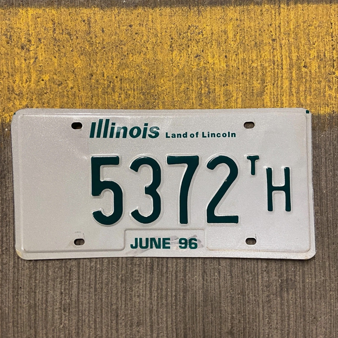 Photo of a 1996 Illinois TRUCK TRACTOR License Plate Auto Tag Garage Decor Vintage License Plate Garage Auto Car Four Digit 5372 tH