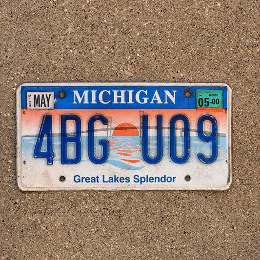 Photo of a 1997 2000 Michigan Graphic / Specialty License Plate Auto Tag Garage Decor Vintage Great Lakes Splendor 4BG U09