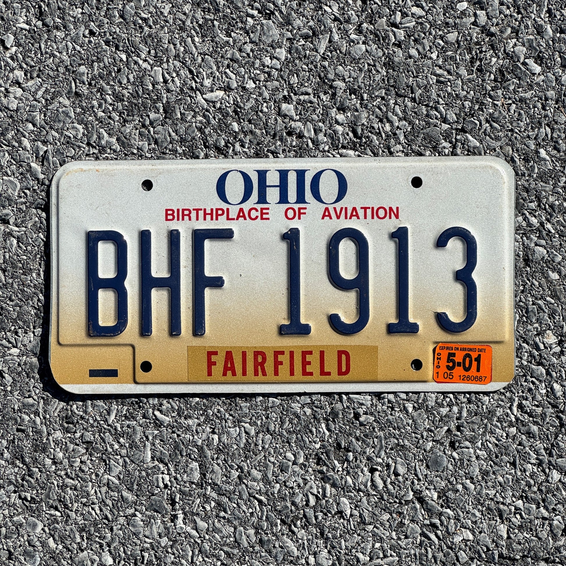 Photo of a 1997 2001 Ohio License Plate Auto Tag 1 Garage Decor BHF 1913