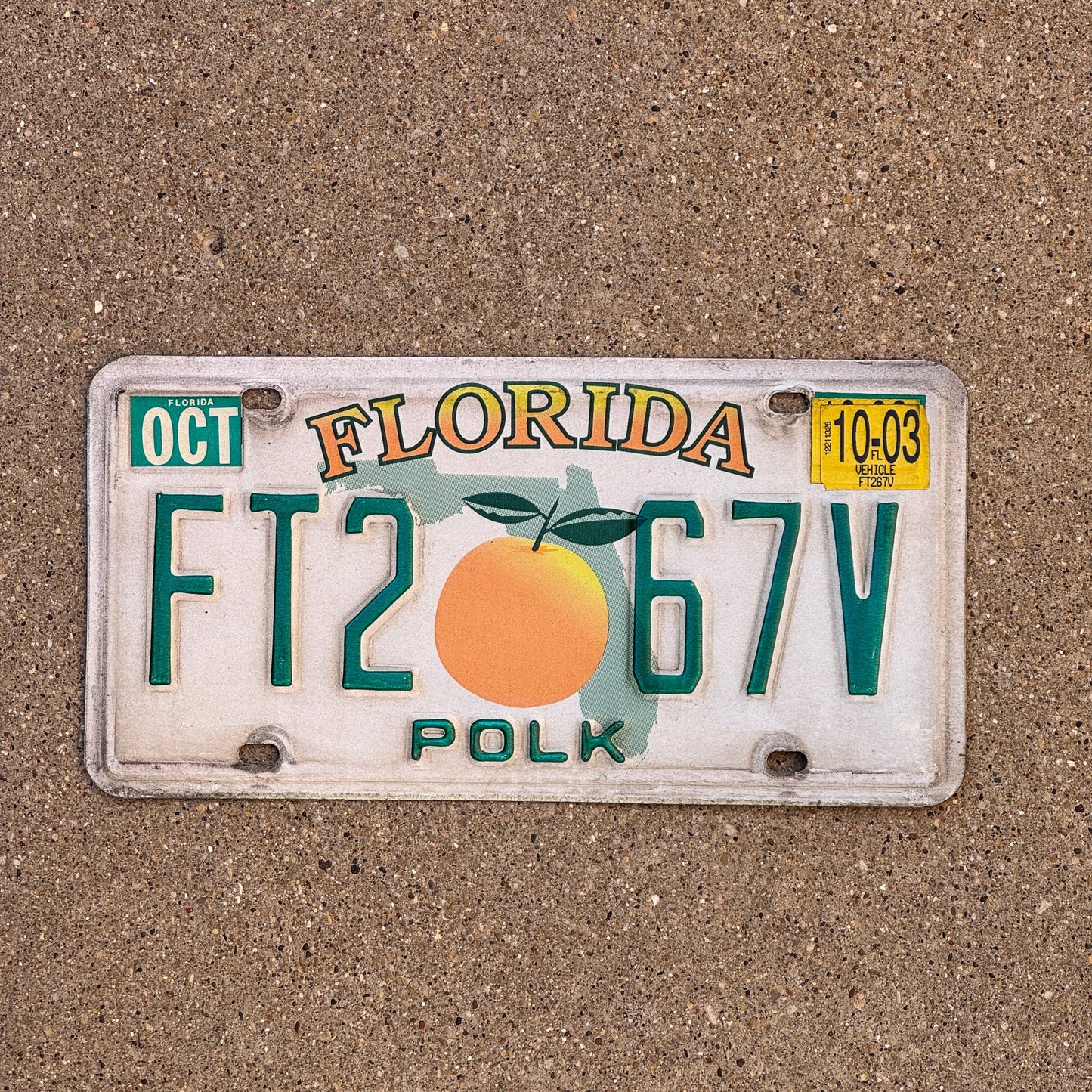 Photo of a 1997 2003 Florida License Plate Auto Tag Garage Decor Vintage FT2 67V