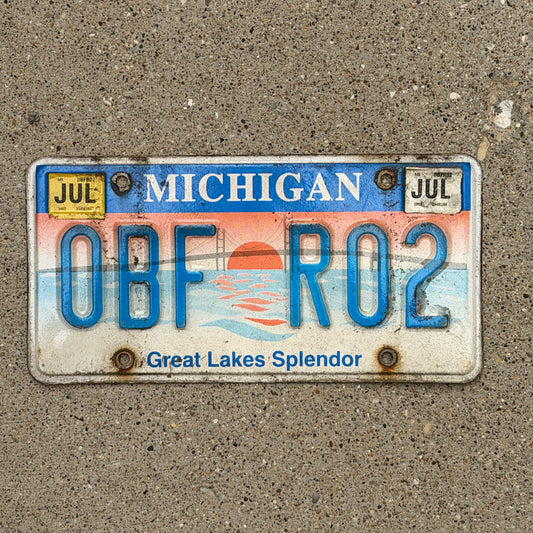 Photo of a 1997 2005 Michigan Graphic / Specialty License Plate Auto Tag Garage Decor Vintage Great Lakes Splendor 0 BF R02 with original patina