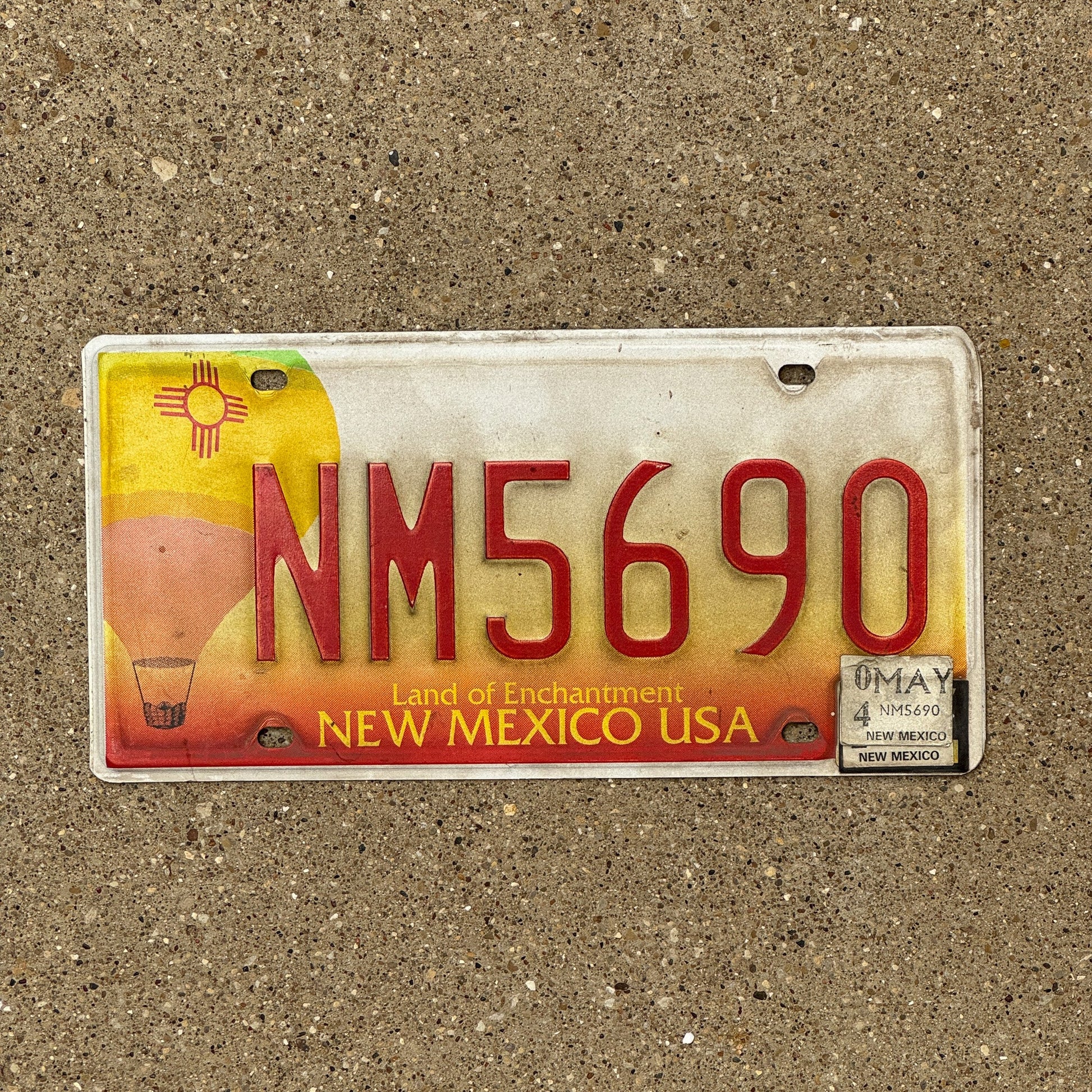 Photo of a 1999 2004 New Mexico License Plate Auto Tag Garage Decor Vintage Hot Air Balloon, Early Serial NM 5690