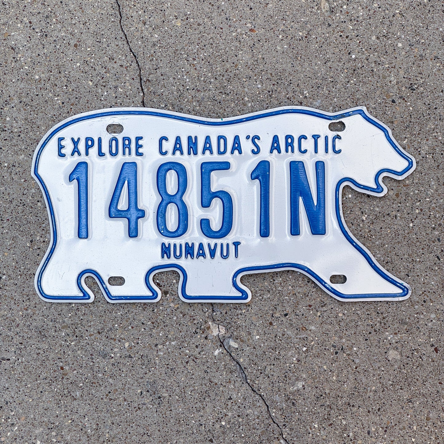 Photo of a 1999 Nunavut License Plate Auto Tag Garage Decor Vintage 14851 N