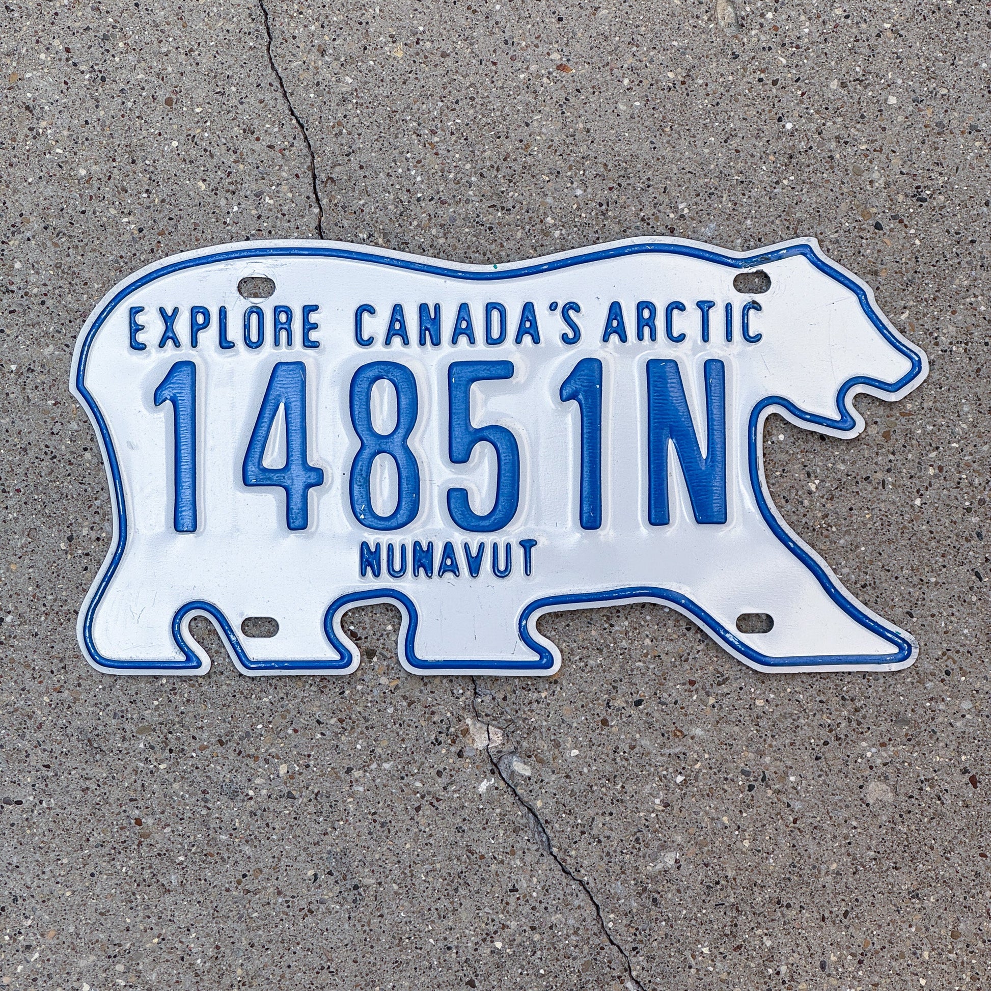 Photo of a 1999 Nunavut License Plate Auto Tag Garage Decor Vintage 14851 N