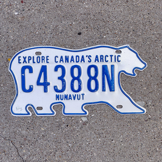 Photo of a 1999 Nunavut Truck License Plate Auto Tag Garage Decor Vintage Commercial C 4388N