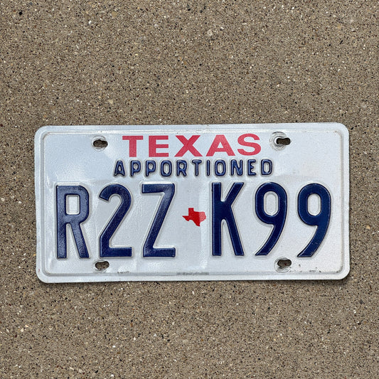 Photo of a 1999 Texas Apportioned License Plate Auto Tag Garage Decor Vintage R2Z K99