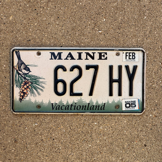 Photo of a 2000 2005 Maine License Plate Auto Tag Garage Decor Vintage 627 HY