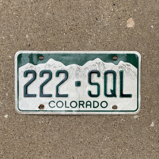 Photo of a 2000 Colorado License Plate Auto Tag Garage Decor Vintage Repeat Repeating 222 SQL