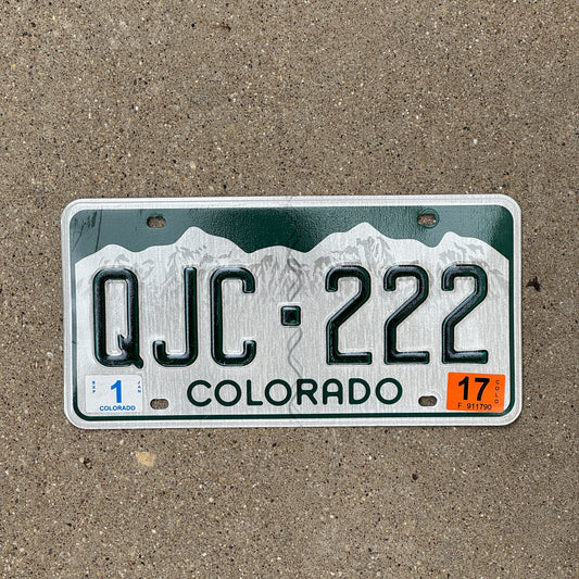 Photo of a 2000 Colorado License Plate Auto Tag Garage Decor Vintage Repeat Repeating QJC 222