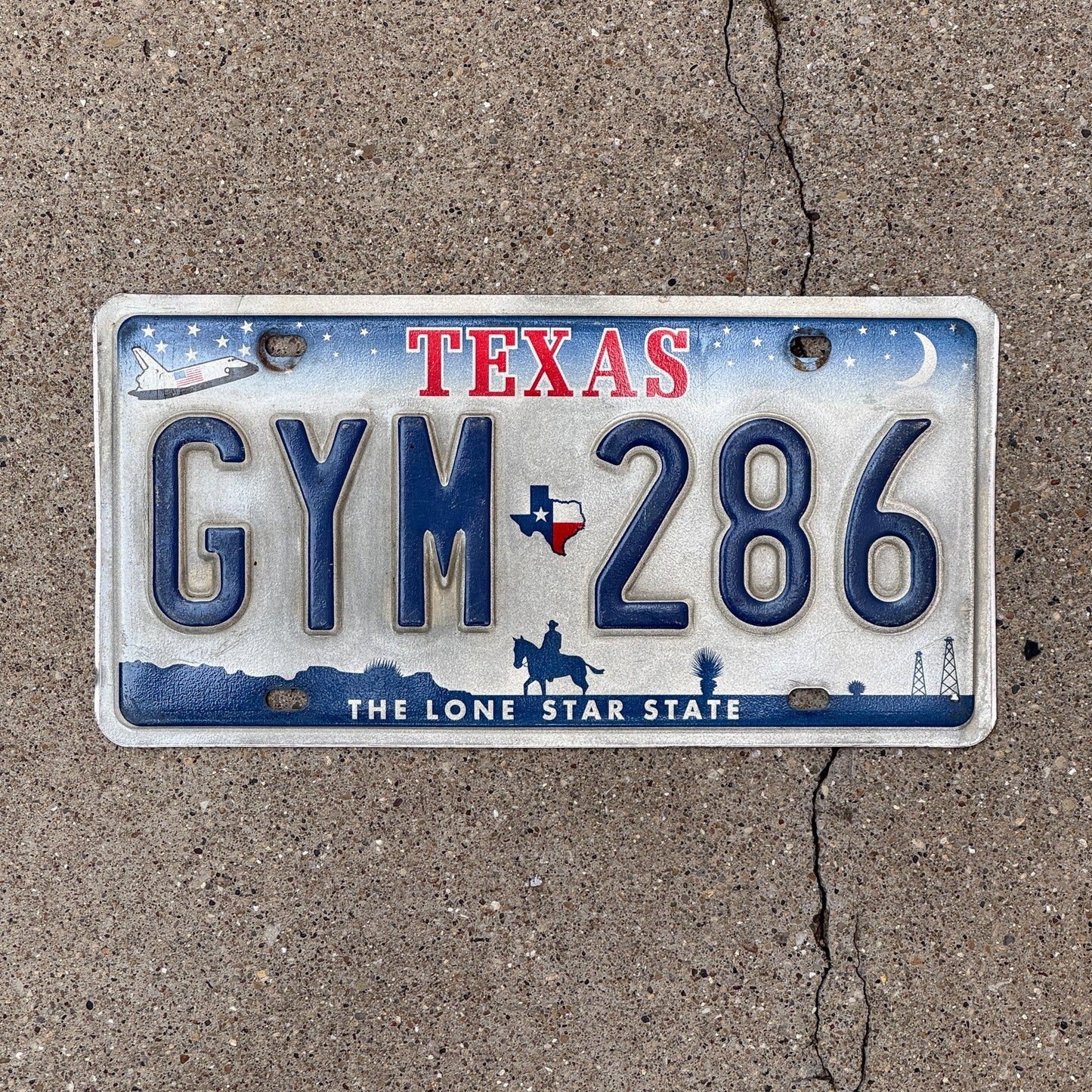 Photo of a 2000 Texas License Plate Auto Tag Garage Decor Vintage GYM 286