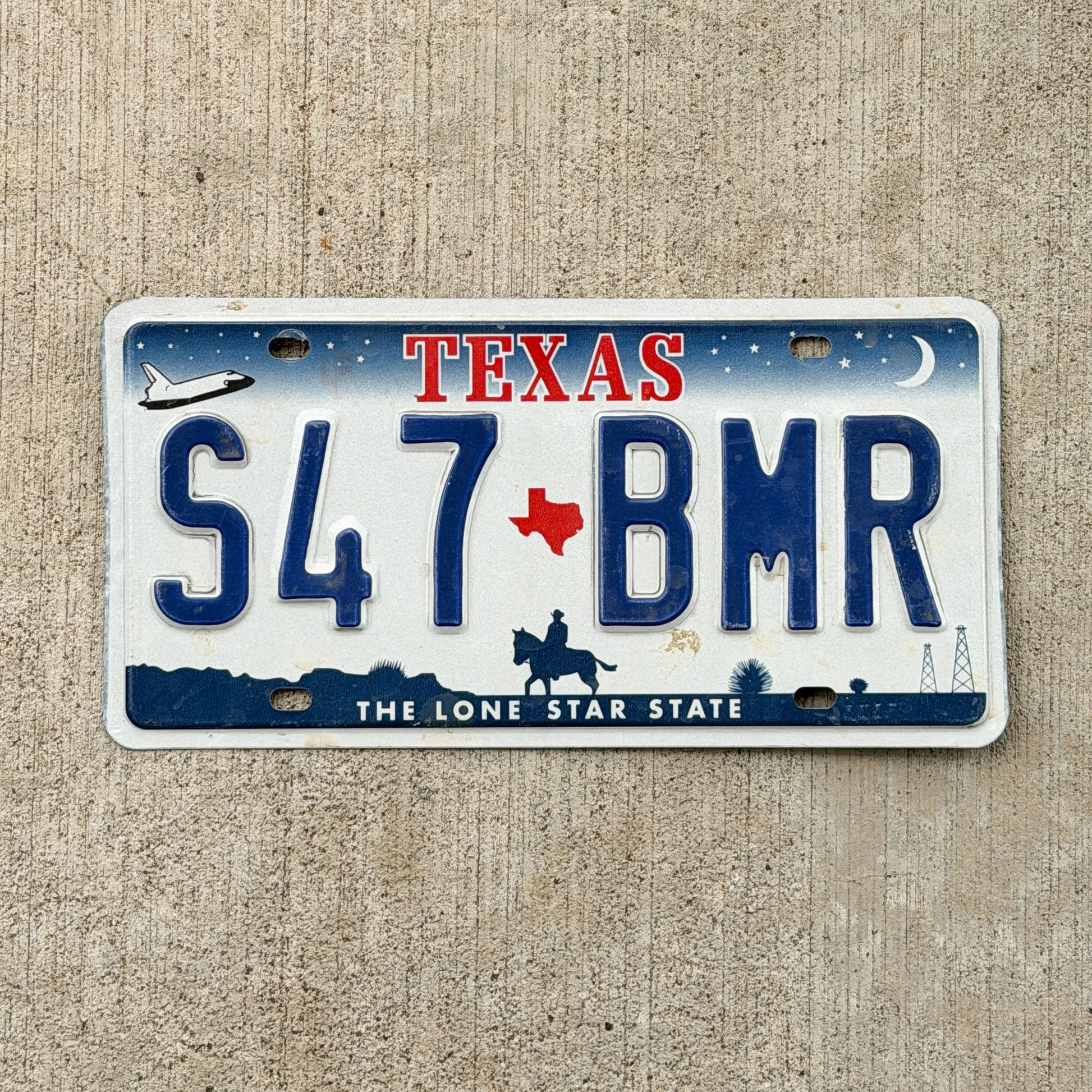 Photo of a 2000 Texas License Plate Auto Tag Garage Decor Vintage S47 BMR with original patina