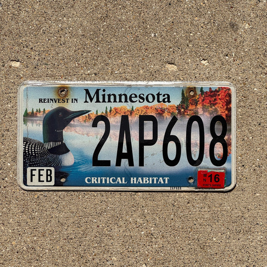 Photo of a 2002 2016 Minnesota Graphic / Specialty License Plate Auto Tag Garage Decor Vintage Critical Habitat Loon 2 AP 608