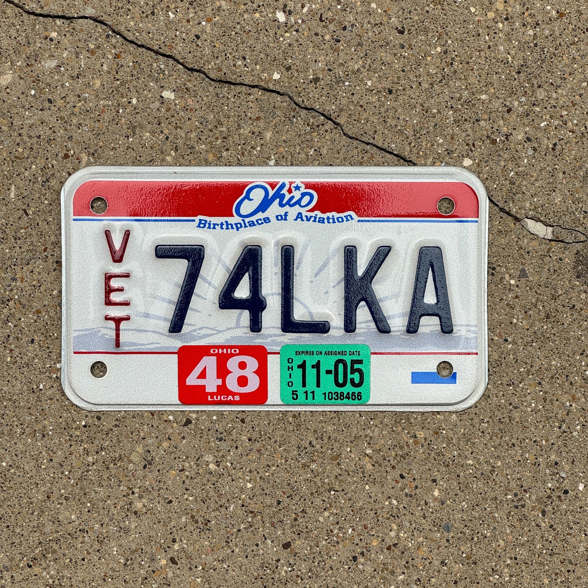 Photo of a 2005 Ohio Veteran Motorcycle License Plate Auto Tag Garage Decor Vintage Natural 2005 Sticker 74 LKA