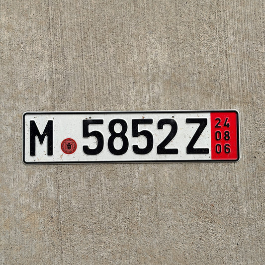 Photo of a 2006 Germany Export License Plate Auto Tag 2 Vintage M 5852 Z with original patina