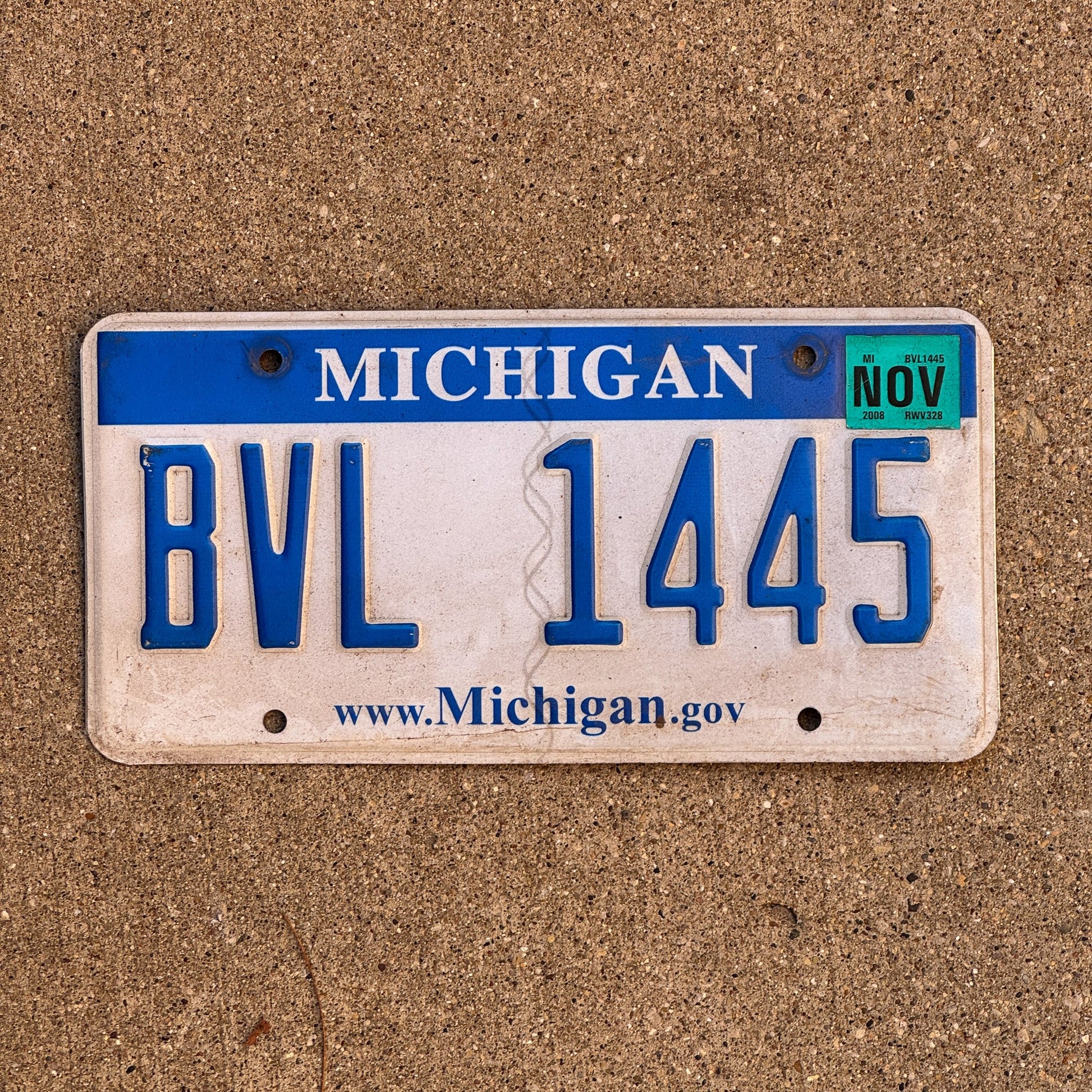 Photo of a 2007 2008 Michigan License Plate Auto Tag Garage Decor Vintage BVL 1445