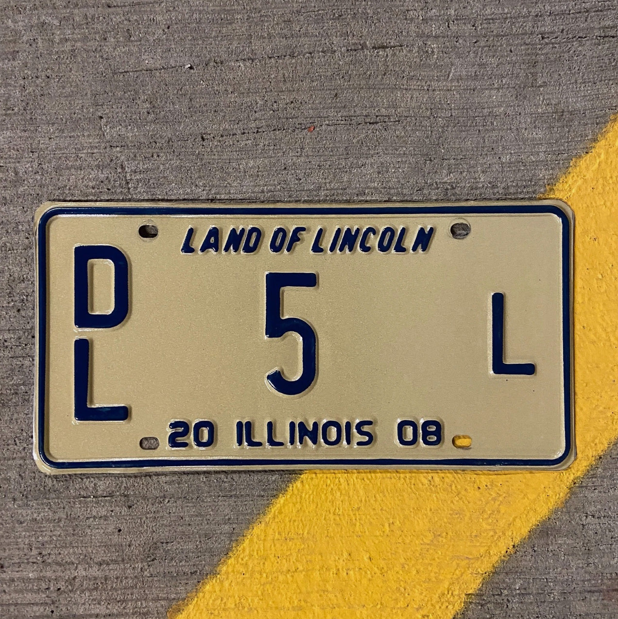 Photo of a 2008 Illinois Dealer License Plate Auto Tag Garage Decor Vintage Single Digit 5 L with original patina