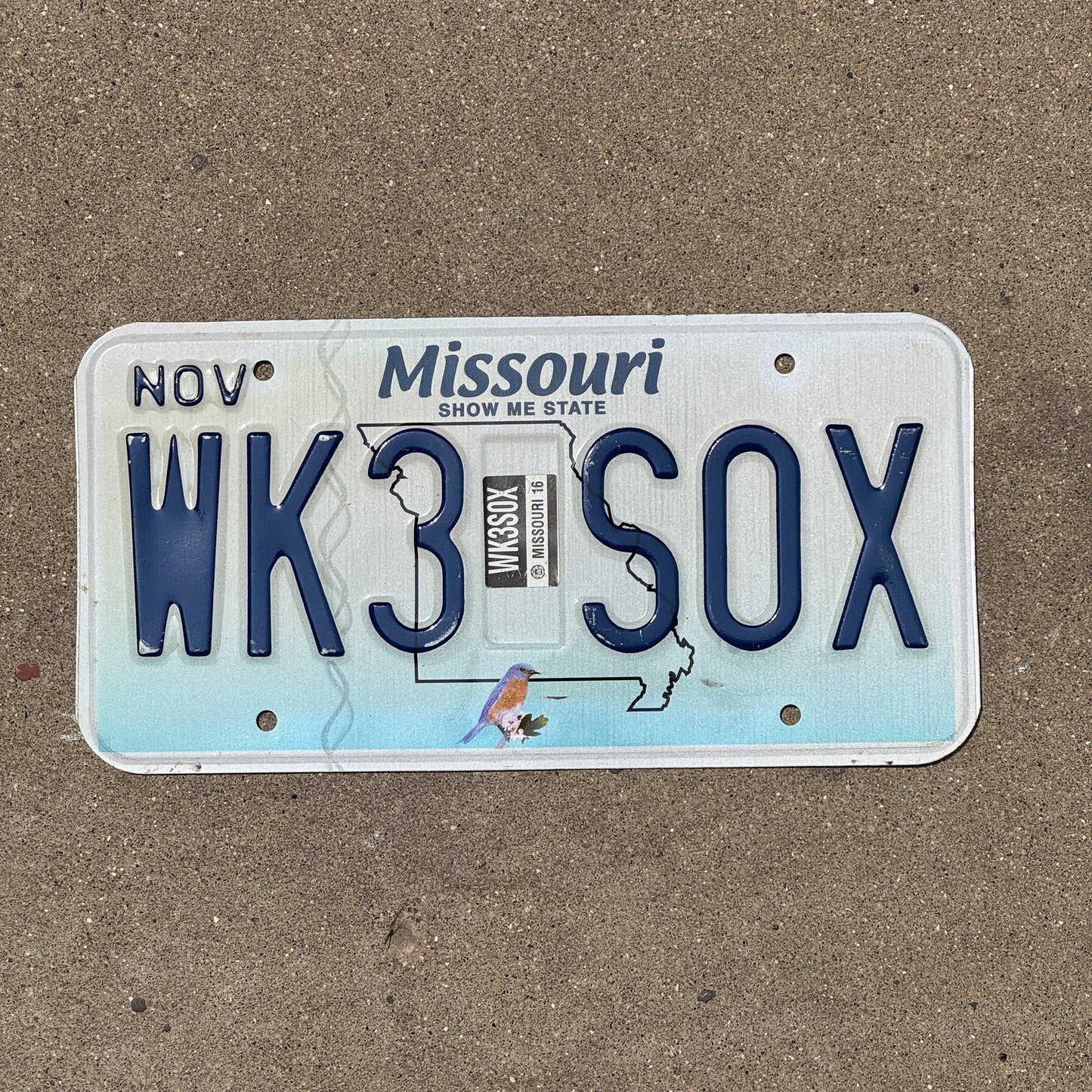 Photo of a 2009 2016 Missouri License Plate Auto Tag Garage Decor Vintage White Sox Red Sox WK3 SOX