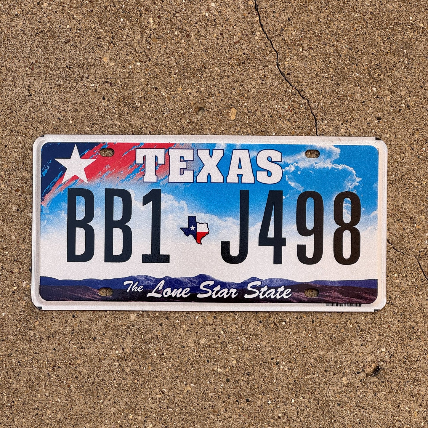 Photo of a 2009 Texas License Plate Auto Tag Garage Decor Vintage BB1 J498