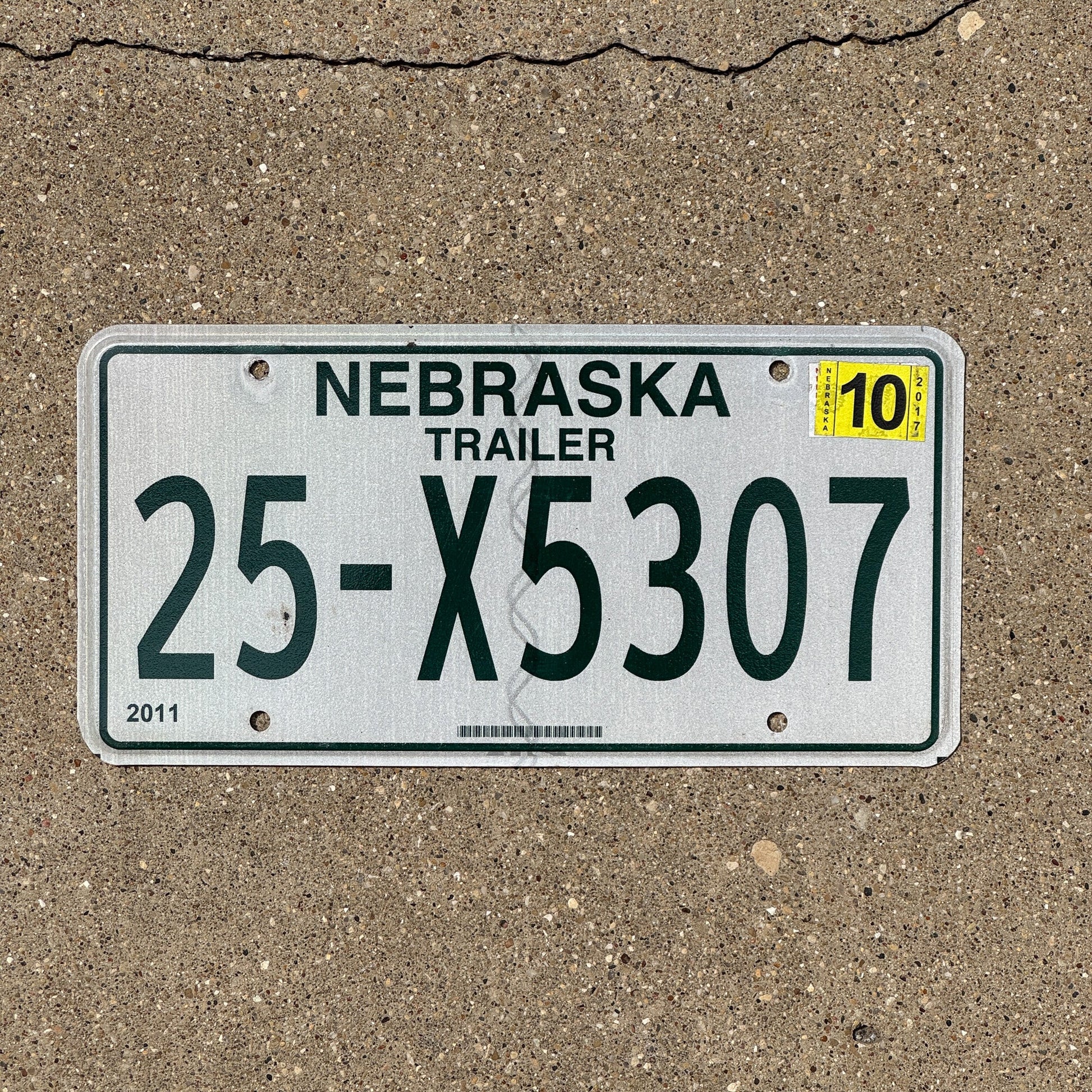 Photo of a 2011 2017 Nebraska Trailer License Plate Auto Tag Garage Decor Vintage 25 X 5307