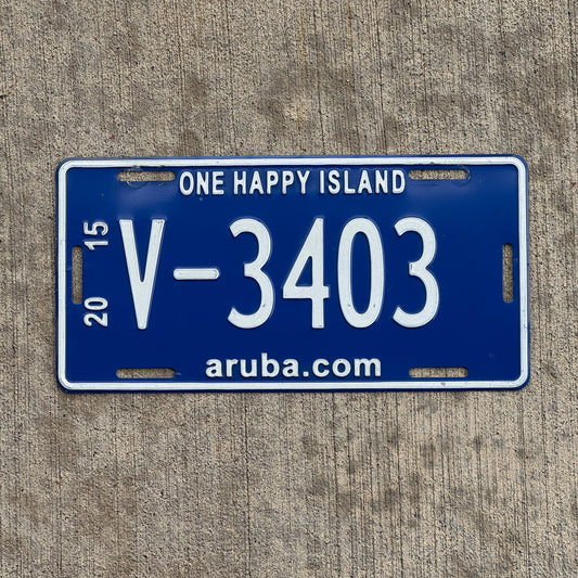 Photo of a 2015 Aruba Rental License Plate Auto Tag Garage Decor Vintage V 3403 with original patina