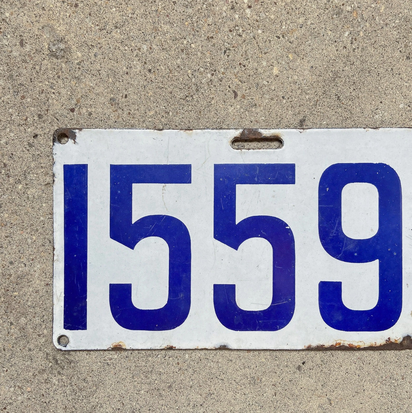1915 Maine Porcelain License Plate Auto Tag 15599