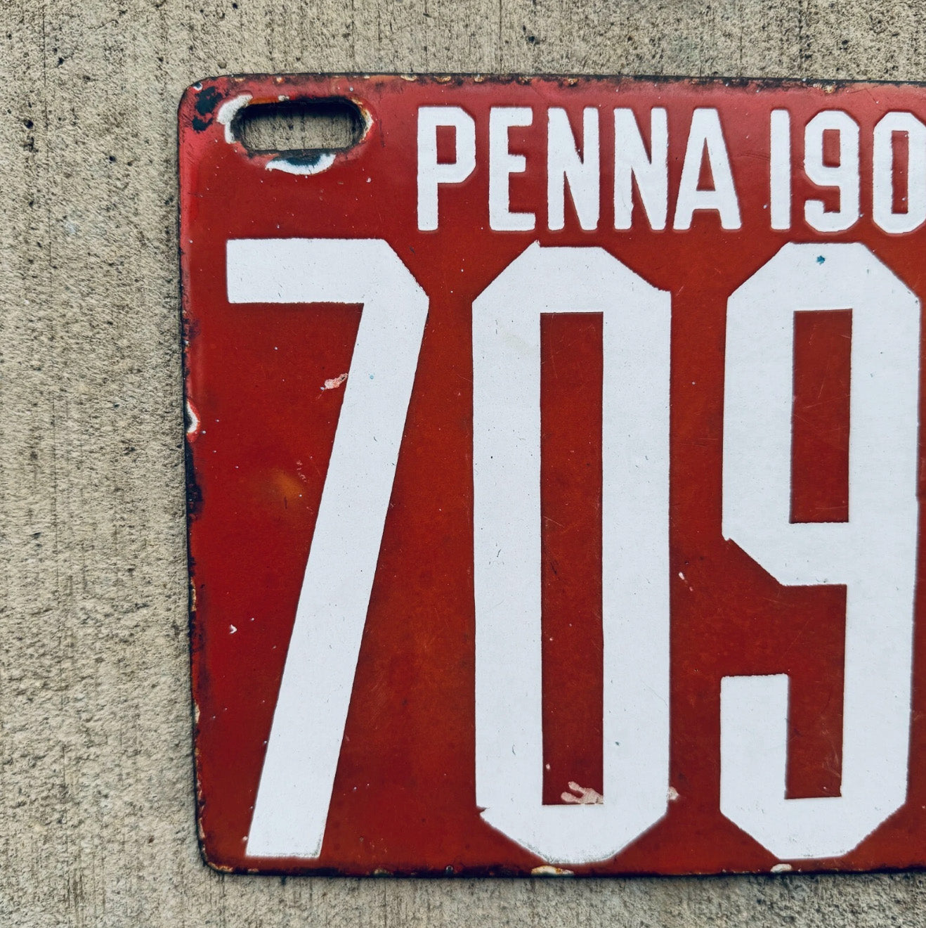 1907 Pennsylvania Porcelain License Plate Auto Tag Low Number Four Digit 7092