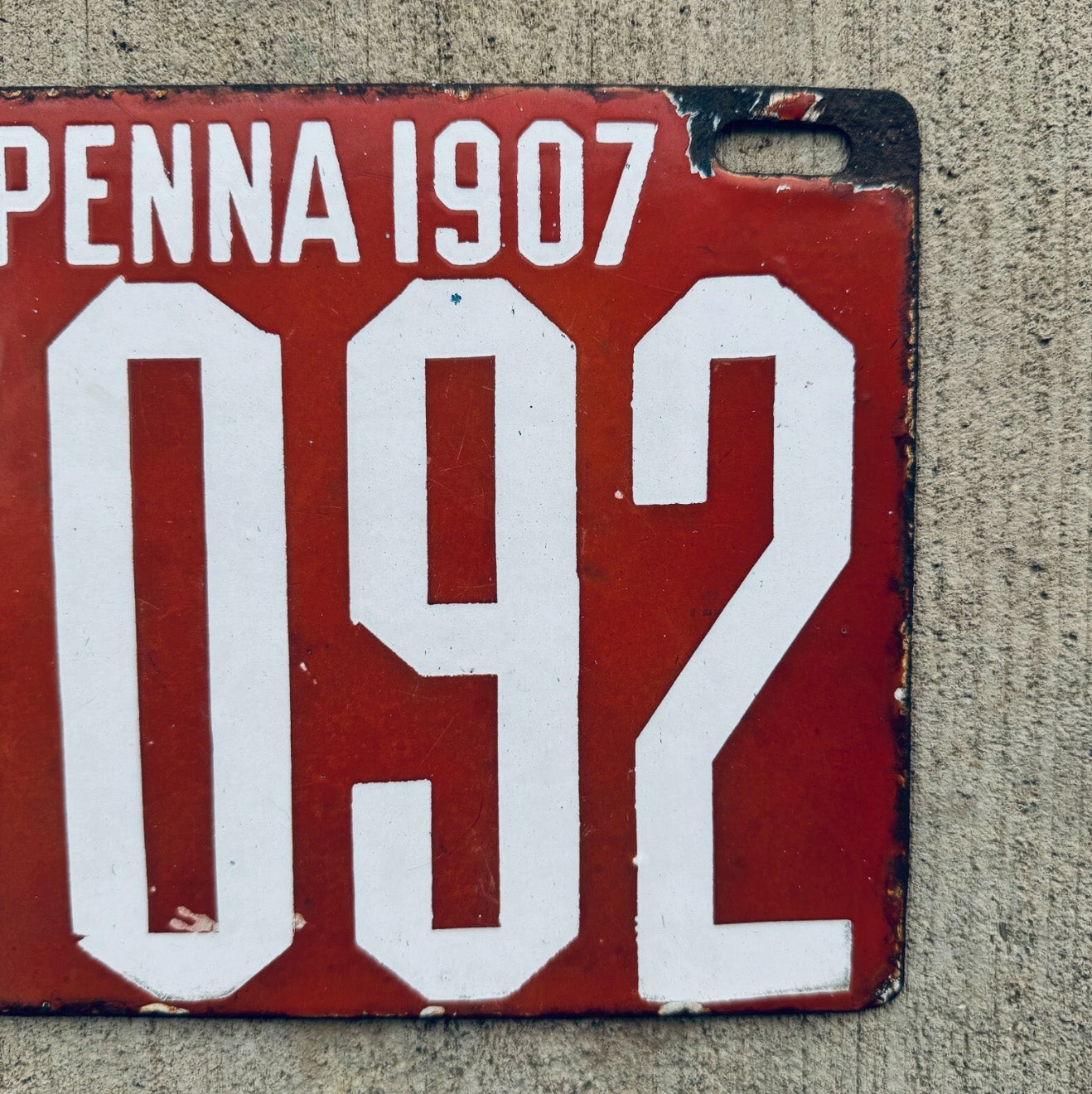 1907 Pennsylvania Porcelain License Plate Auto Tag Low Number Four Digit 7092