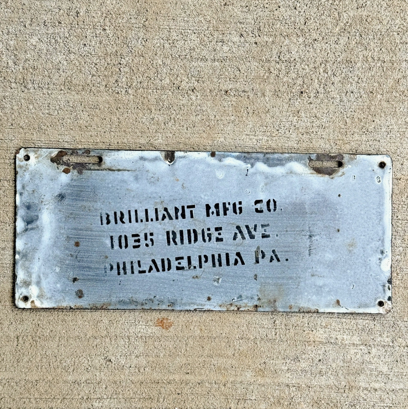 1915 Pennsylvania Porcelain Dealer Auto Tag X 3926