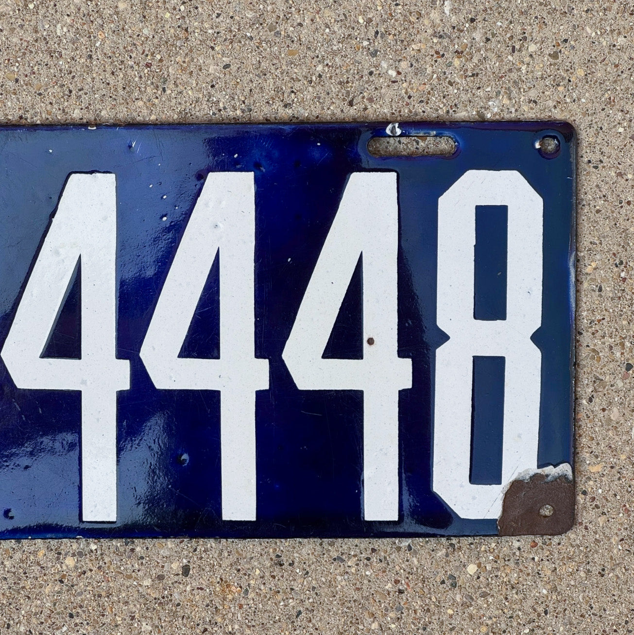 1910 Pennsylvania Porcelain License Plate Auto Tag Repeat Repeating 24448