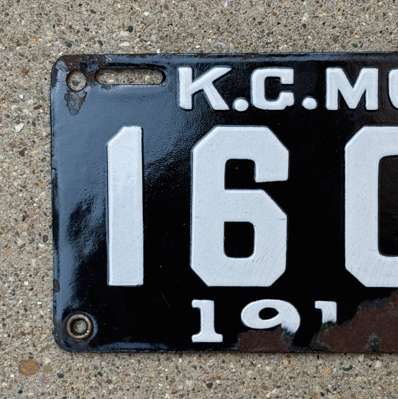 1914 Kansas City Missouri Porcelain License Plate Auto Tag 1601