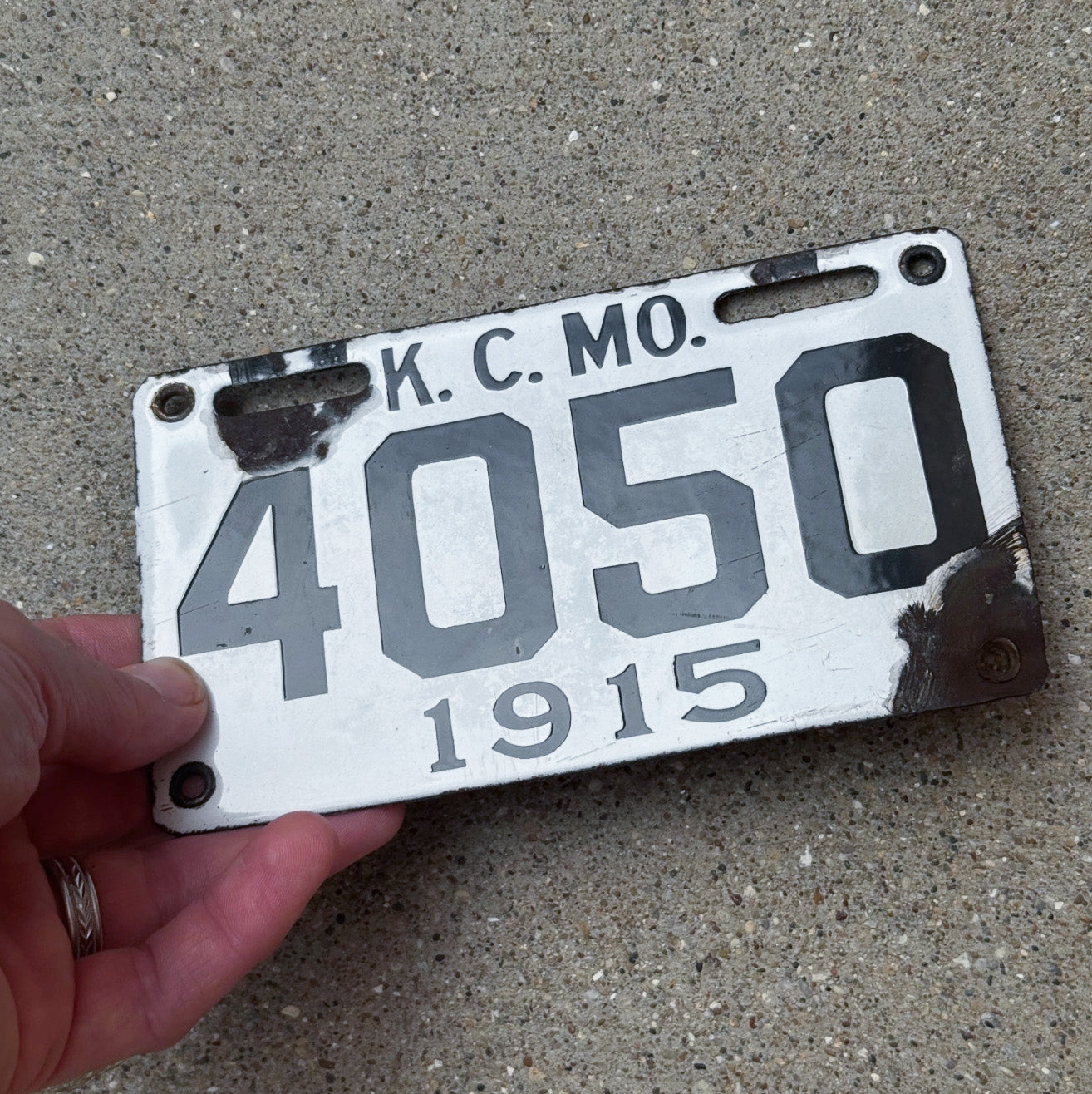 1915 Kansas City Missouri Porcelain License Plate Auto Tag 4050