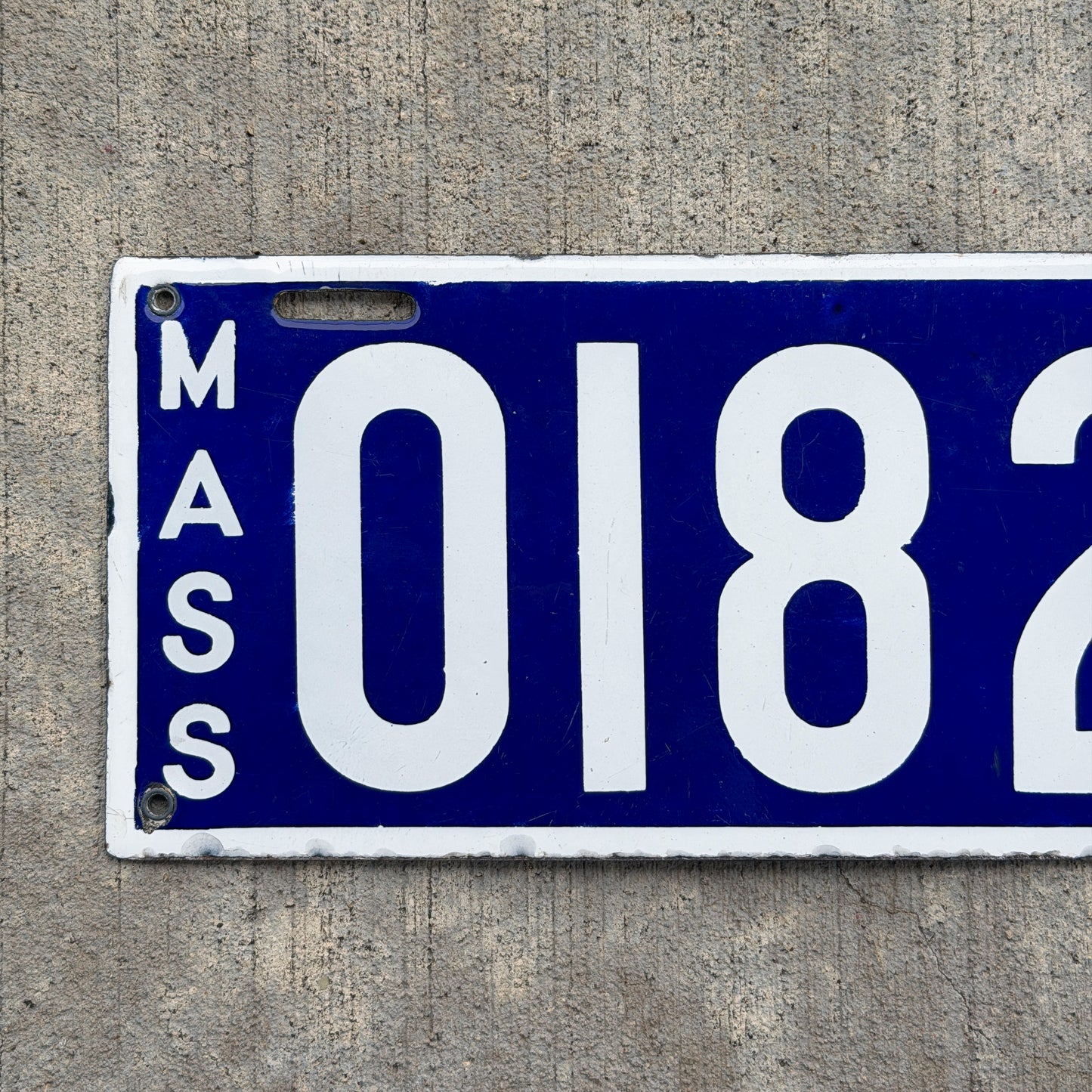 1909 Massachusetts Porcelain Dealer License Plate Auto Tag High Quality 0182B