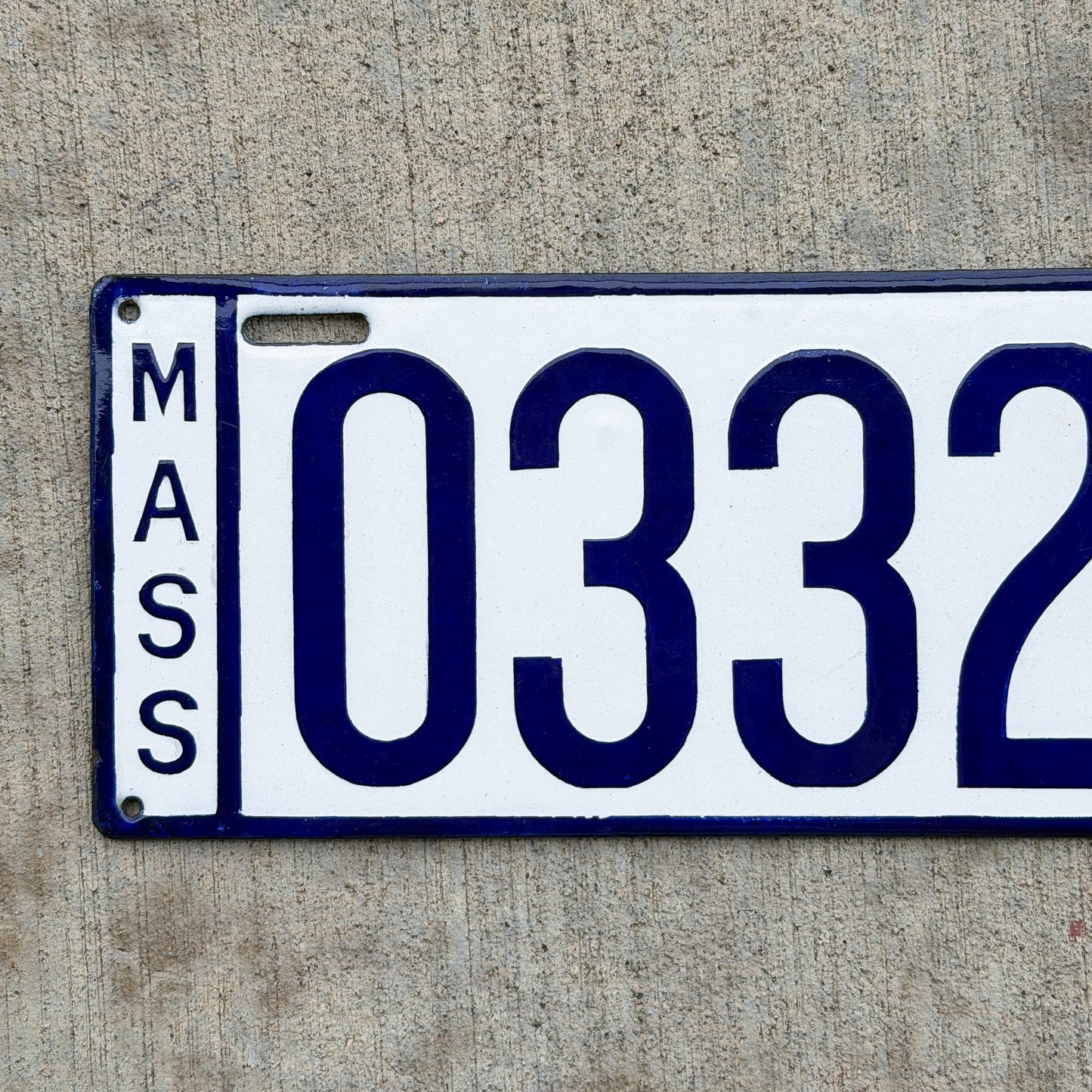 1908 Massachusetts Porcelain Dealer License Plate Auto Tag High Quality 0332C