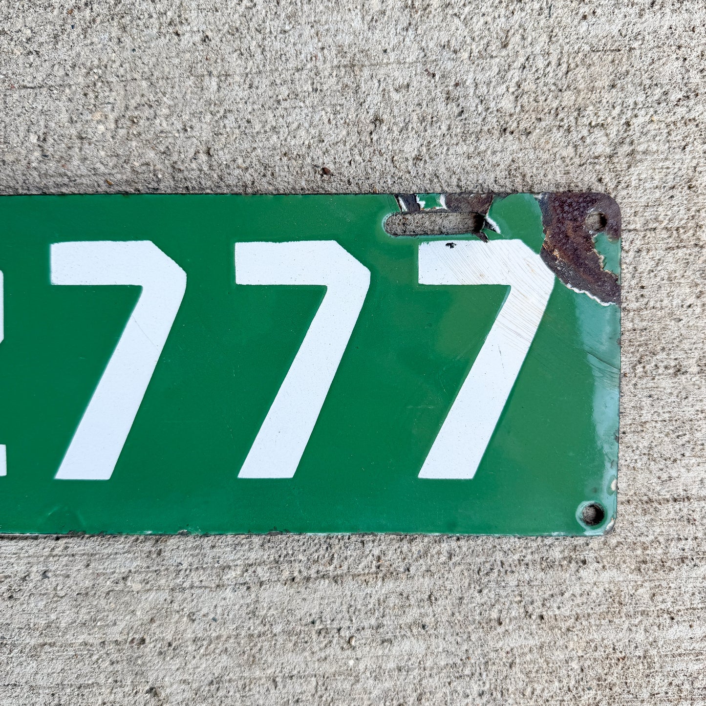 1915 Alabama Porcelain License Plate Auto Tag Repeat Repeating 2777
