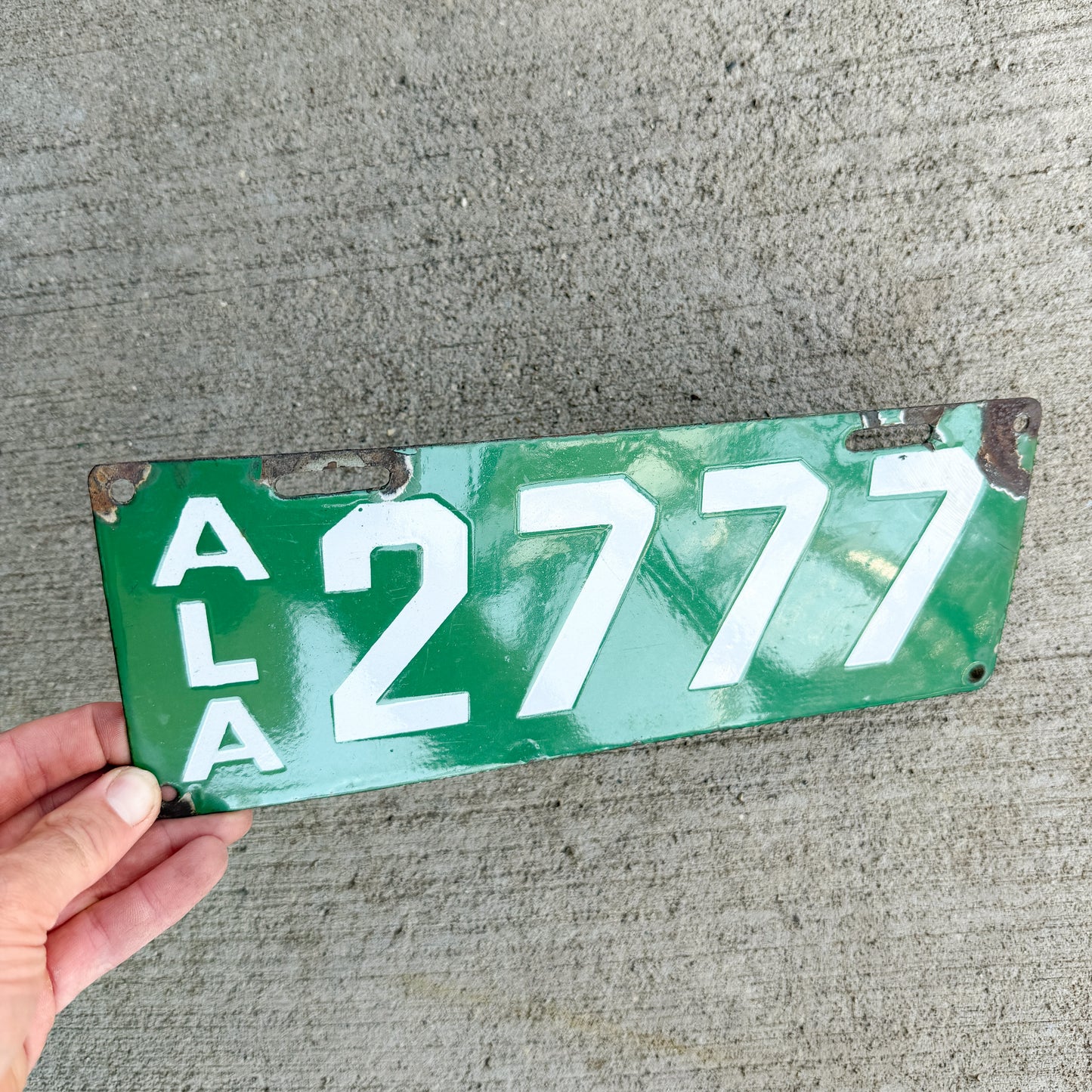 1915 Alabama Porcelain License Plate Auto Tag Repeat Repeating 2777