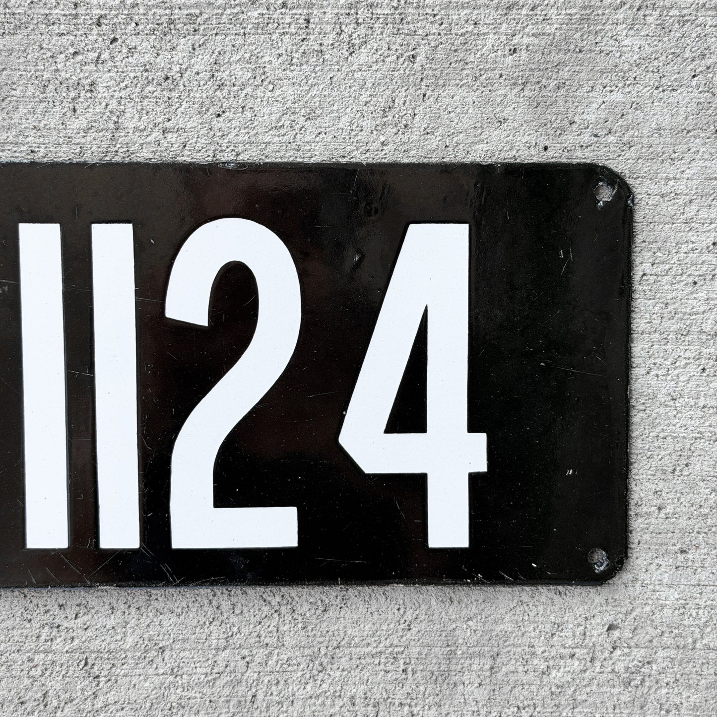 1905 Connecticut Porcelain License Plate Auto Tag High Quality First Issue 1124