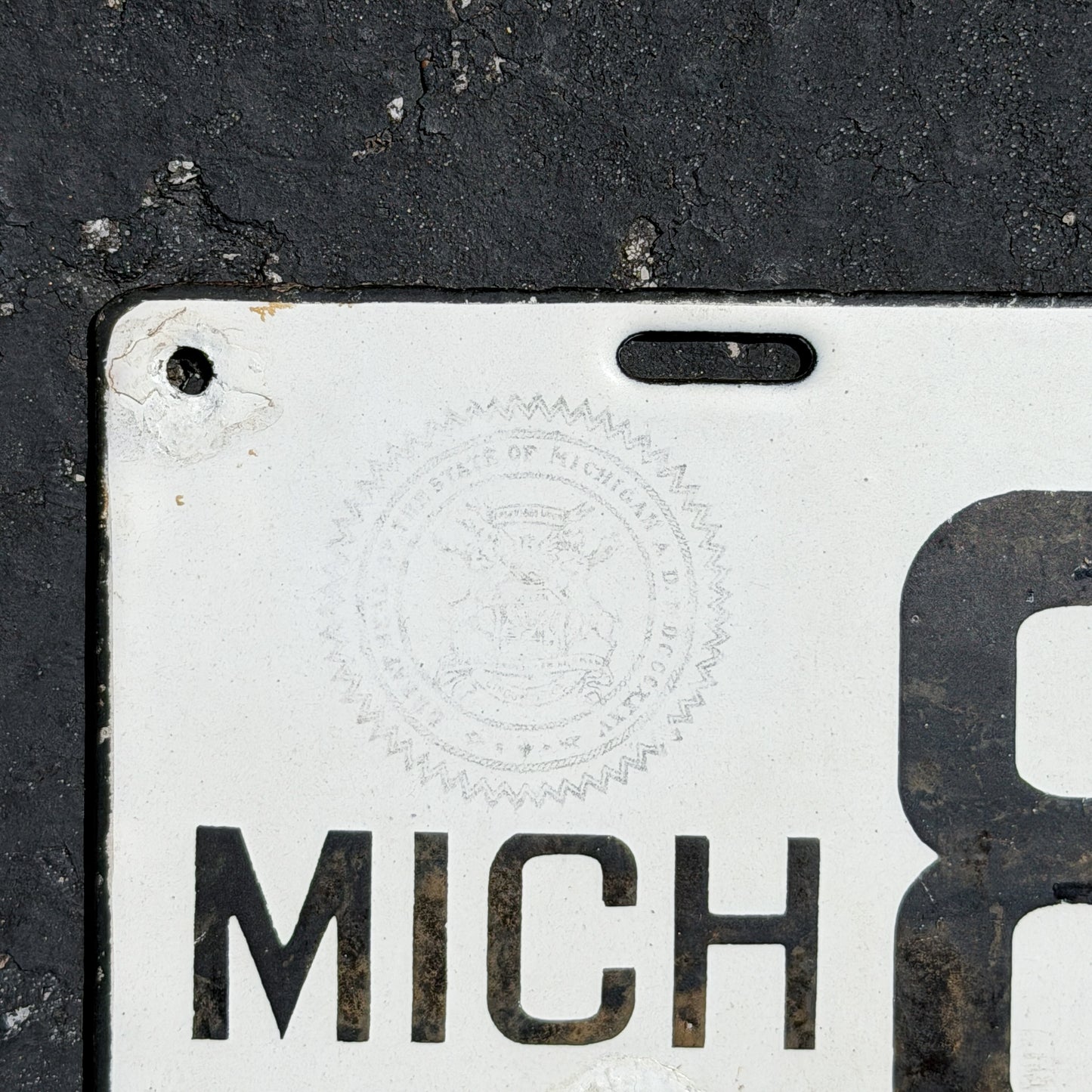 1910 Michigan Porcelain License Plate Auto Tag Low Number Four Digit 8476