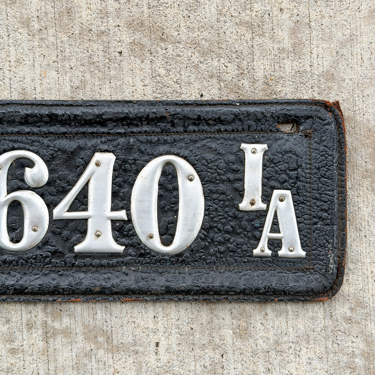 1910 Iowa Prestate License Plate Auto Tag 15640