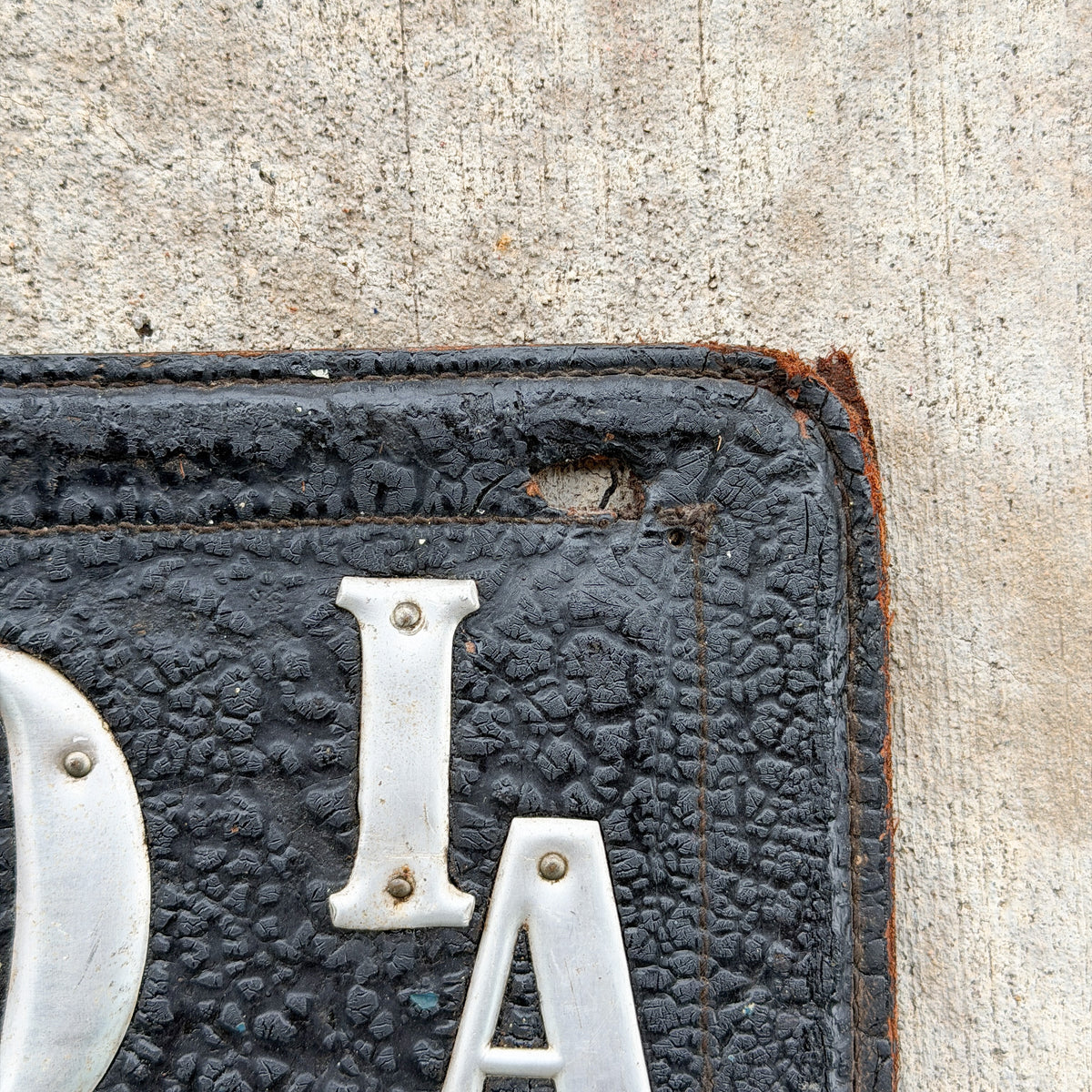 1910 Iowa Prestate License Plate Auto Tag 15640