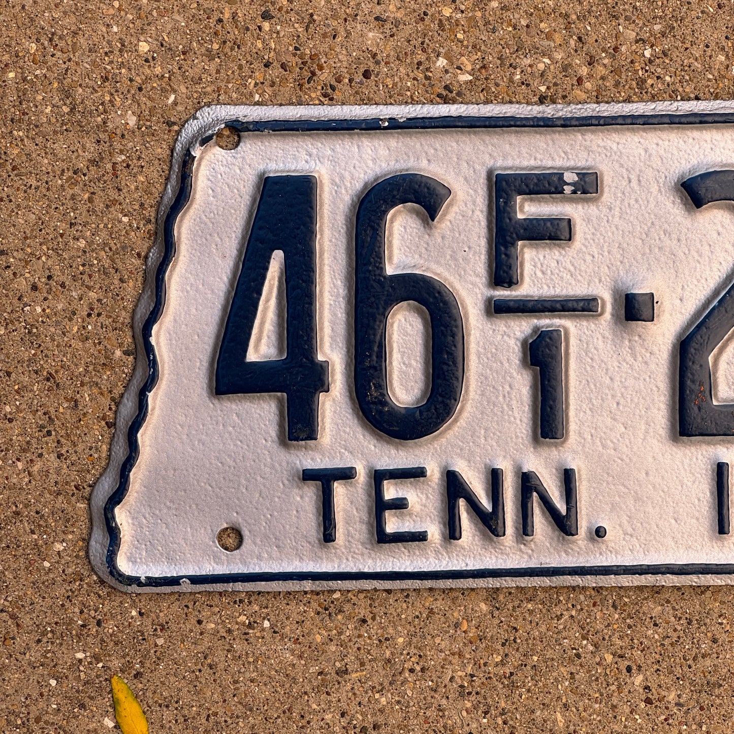 1945 Tennessee Farm License Plate Auto Tag State Shape 46 F1 233