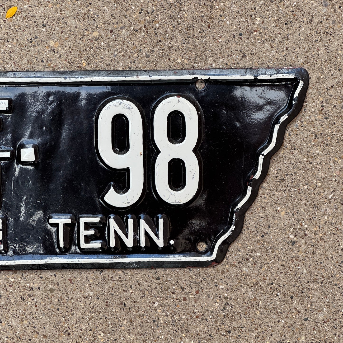 1941 Tennessee Farm License Plate Auto Tag State Shape 6 F1 98